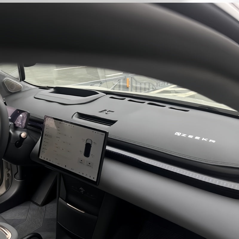 Custom Fit Dashboard Mat for Zeekr X