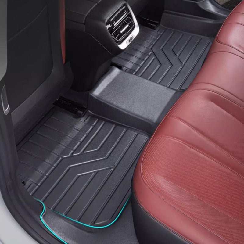 For XPeng P7 All - Weather Rubber Waterproof And Non - Slip Foot Mat - NICE EVS