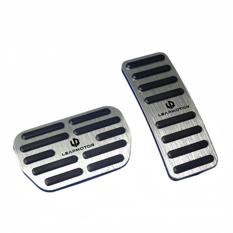 Brushed Aluminum Performance Pedals for Leapmotor - NICE EVS