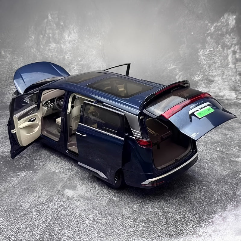 BYD Collector's Edition 1:18 Alloy Model - NICE EVS