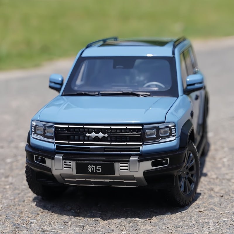 BYD Collector's Edition 1:18 Alloy Model - NICE EVS