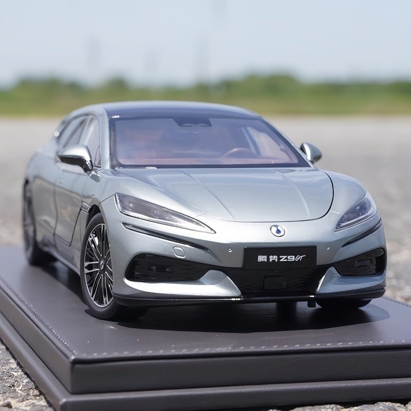 BYD Collector's Edition 1:18 Alloy Model - NICE EVS
