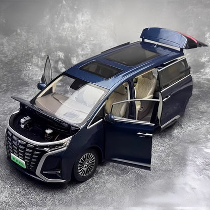 BYD Collector's Edition 1:18 Alloy Model - NICE EVS