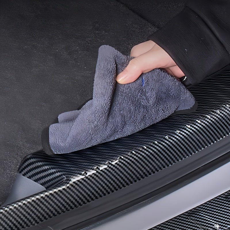 Carbon Fiber Trunk Door Sill Protector Scuff Plate for 2026 Xpeng P7+ - NICE EVS