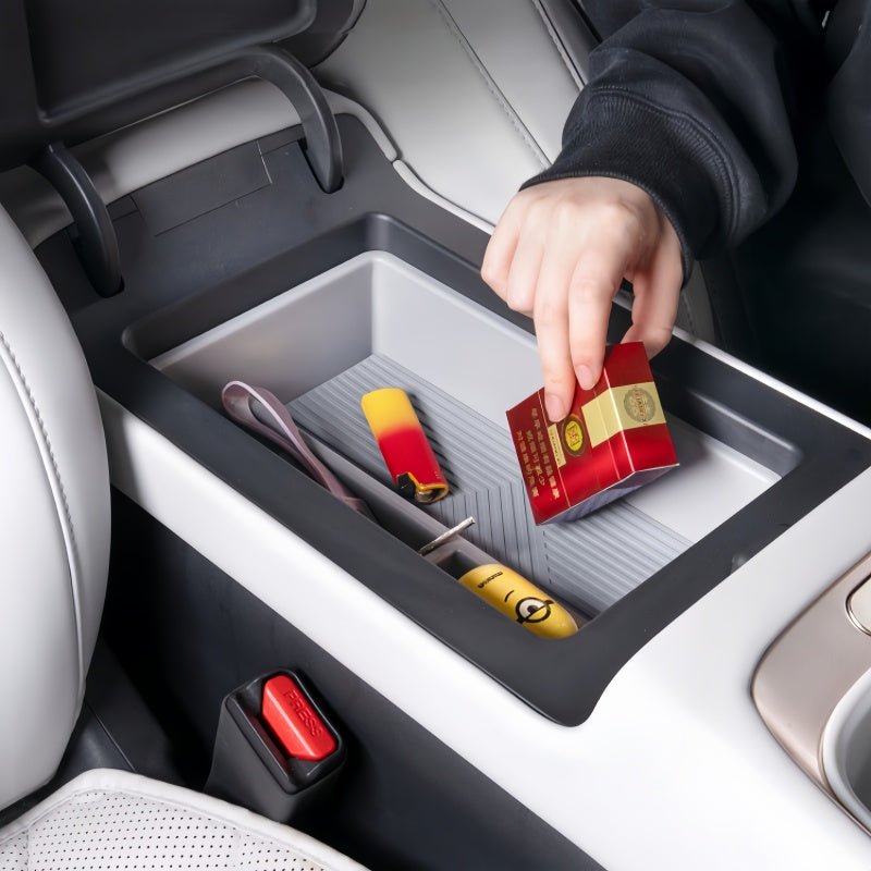 Center Console Armrest Storage Box for 2026 Xpeng P7+ - NICE EVS