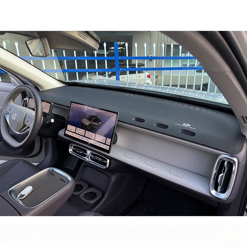 Dashboard Cover Mat for Leapmotor B10 - NICE EVS