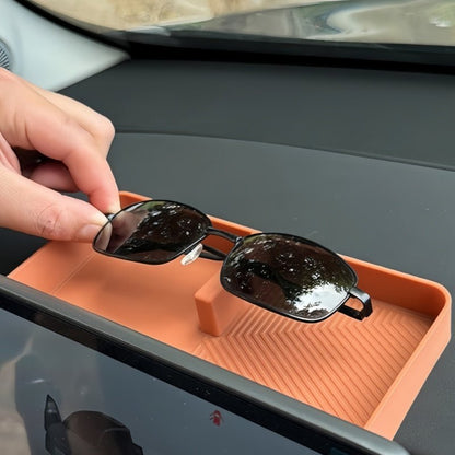 Dashboard Mounted Eyeglass Case for Leapmotor C10 - NICE EVS