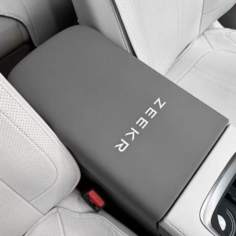 Eco - Friendly Silicone Armrest Cover for Zeekr 7X - NICE EVS