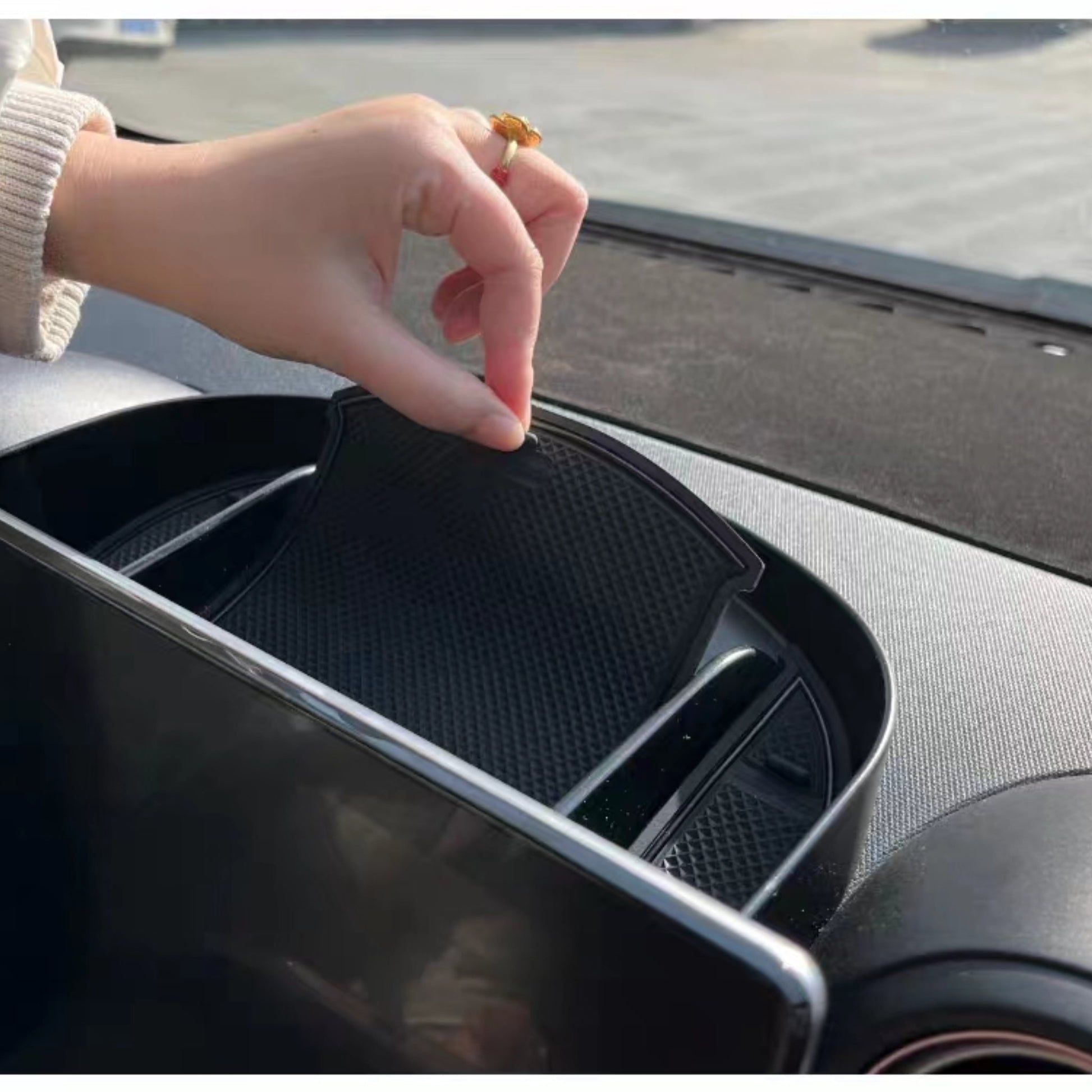 For BYD Dolphin Car Central Control Screen Storage Box Tissue Box - NICE EVS