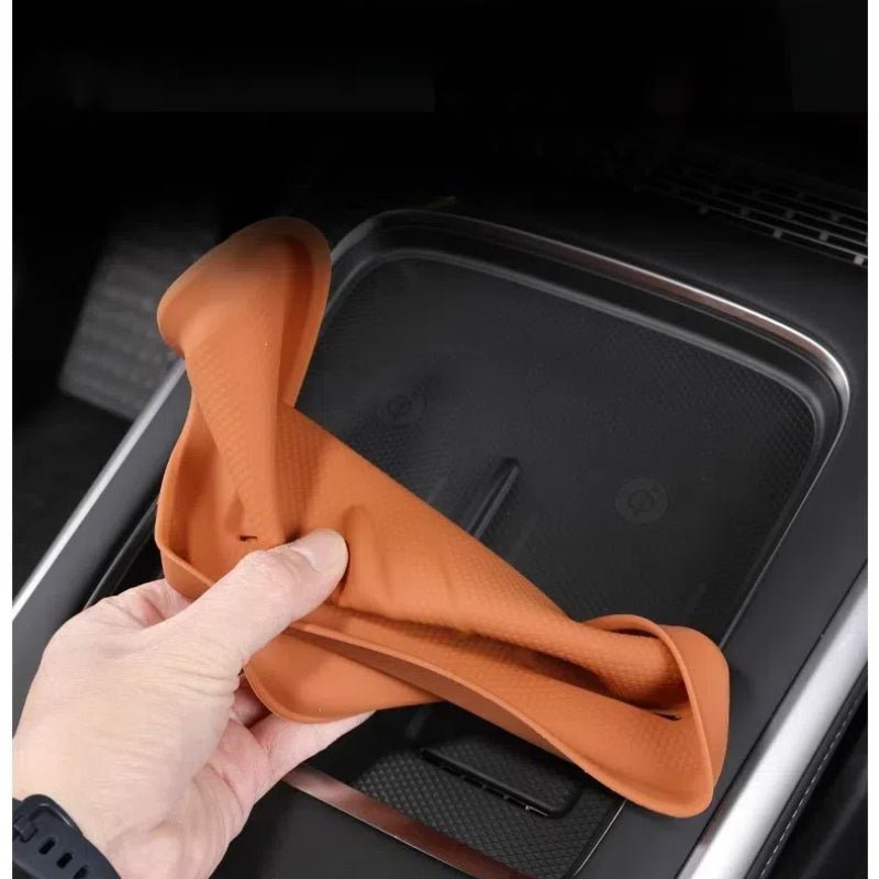 For XPeng G9 Wireless Charging Silicone Non - Slip Mat - NICE EVS