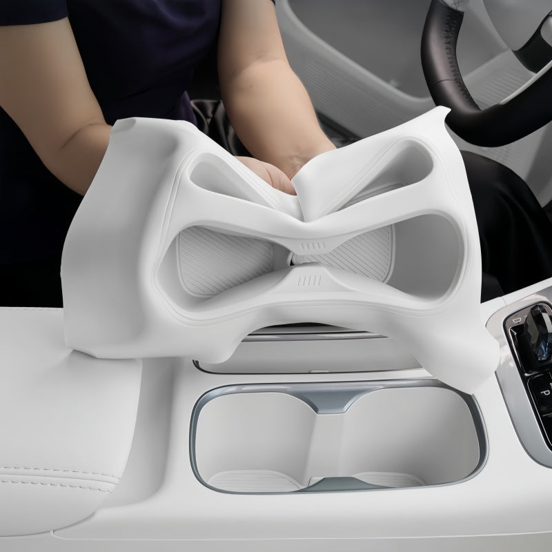 Integrated Silicone Mat for Cup & Phone Slot for Geely E2/EX2