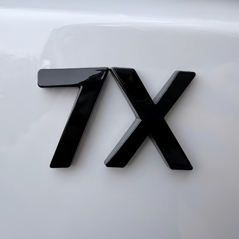★抜文字★センターマーク★　大型サイズ用　壱七式 Gloss Black Back Badge for ZEEKR 7X – NICE EVS