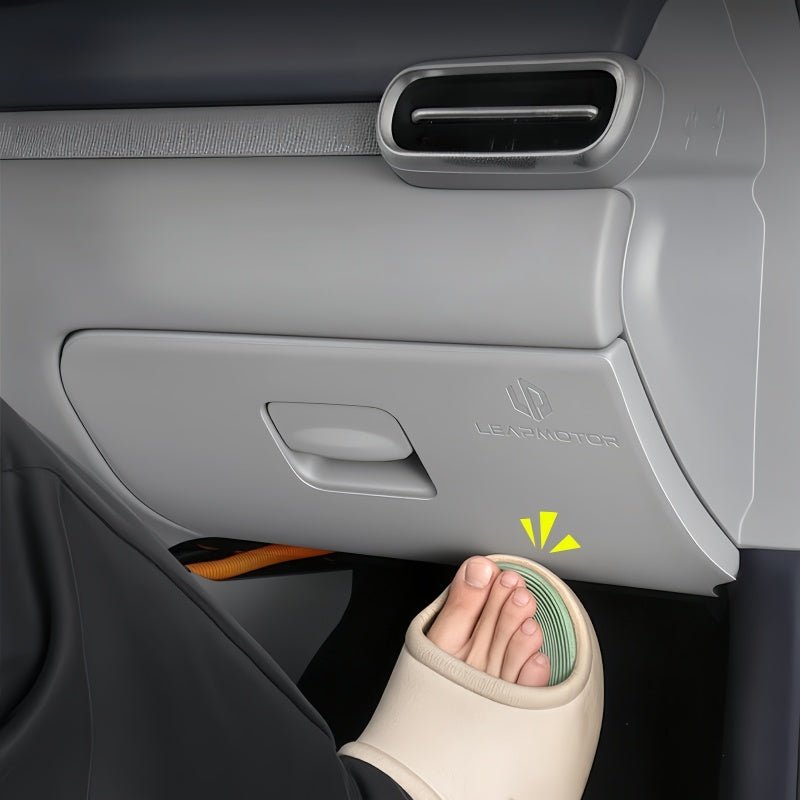 Glove Box Anti-Kick Mat for Leapmotor B03X - NICE EVS