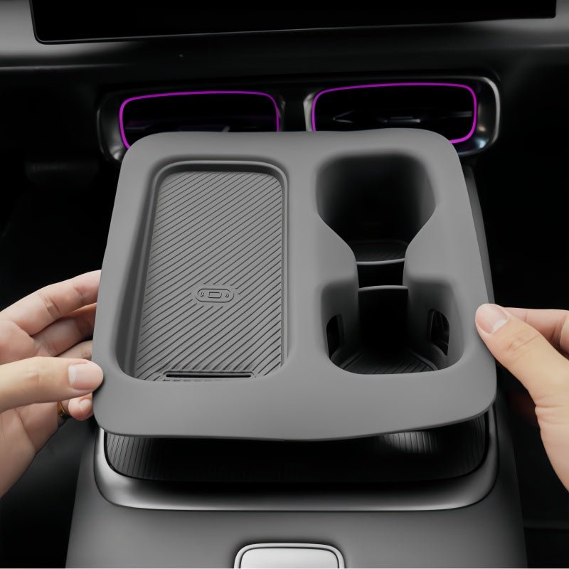 Integrated Silicone Pad for Charger & Cup Holder Leapmotor B05 - NICE EVS