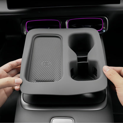 Integrated Silicone Pad for Charger & Cup Holder Leapmotor B05 - NICE EVS