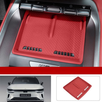 Wireless Charger Silicone Pad for Zeekr 7GT - NICE EVS
