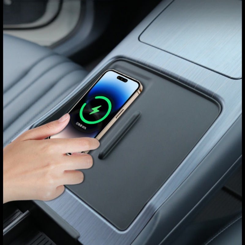 Wireless Charging Silicone Control Pad for Geely EX5 - NICE EVS