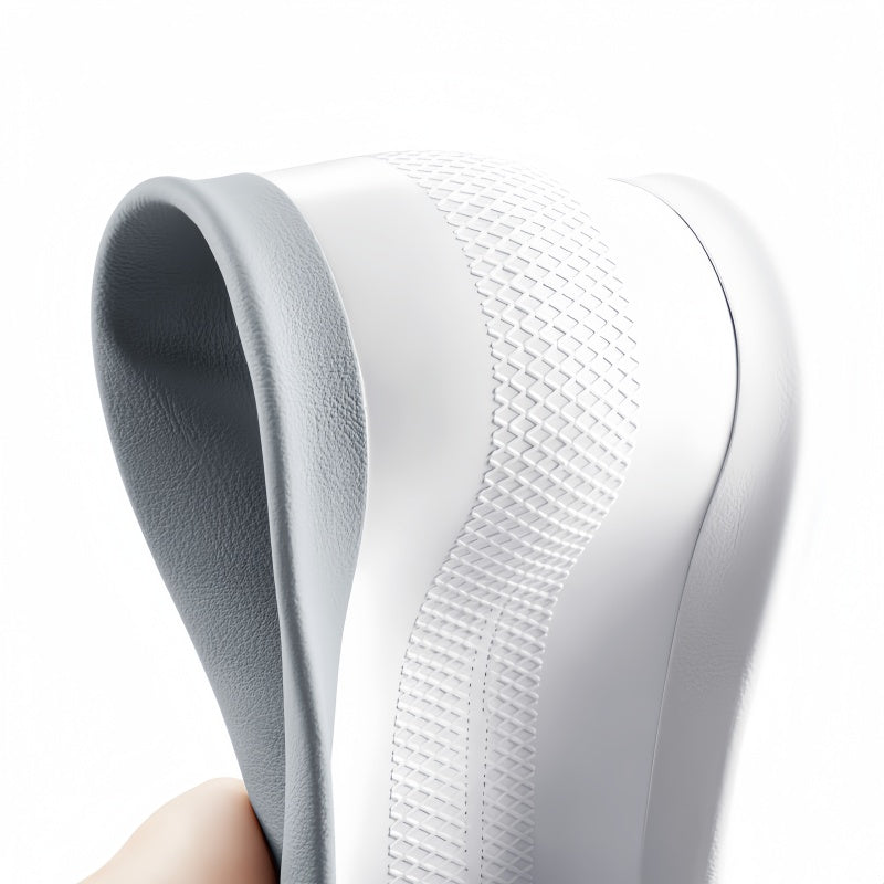 Slip‑On Steering Wheel Cover for Xpeng L03